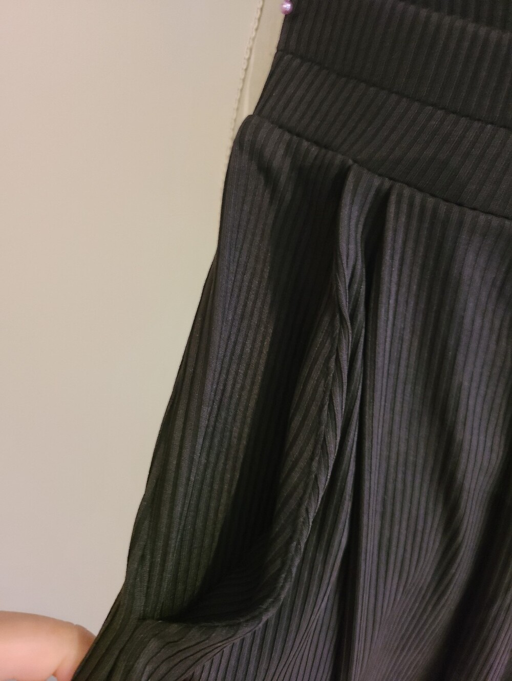 BLACK Ribbed Wide-Leg High-Rise Pants - Picture 7 of 7